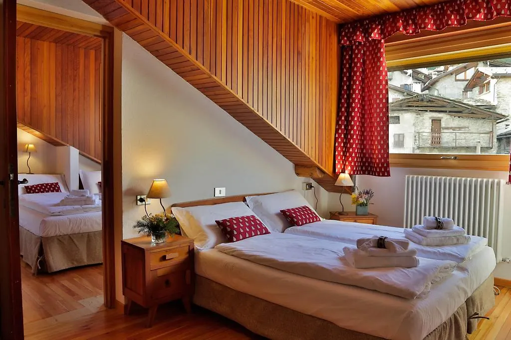 Hotel Roseg-1